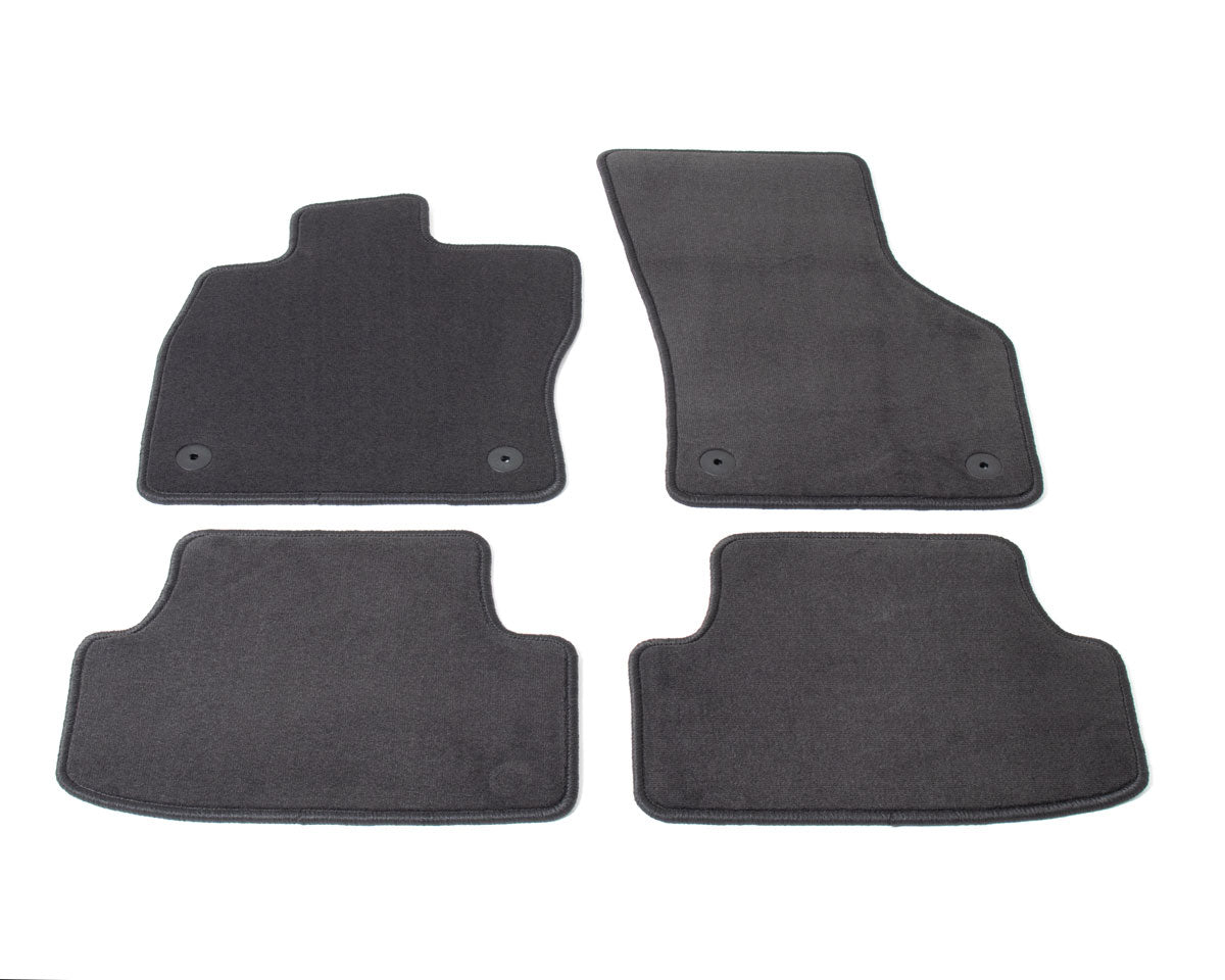 Automatten voor Vw Golf 7 (niet sportsvan) vanaf 10/2012 - Velours - 4-delig - Complete set
